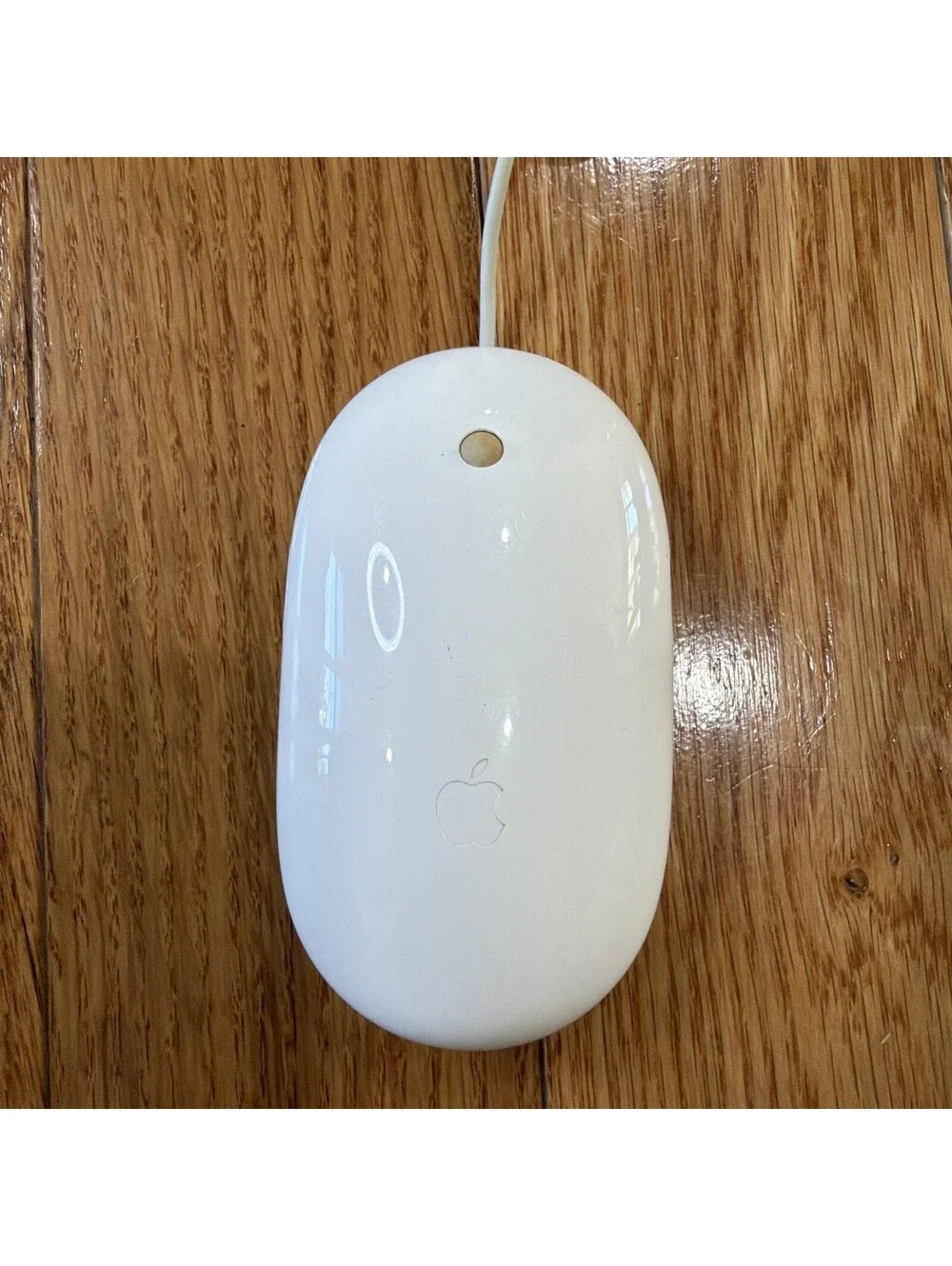Genuine OEM Apple A1152 MOUSE W/Scrolling White WIRED USB